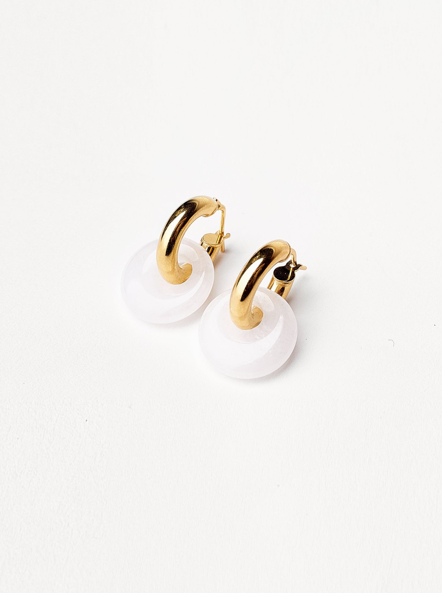 GOLD-PLATED HOOPS WITH WHITE STONE